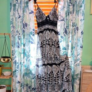 Alyn Paige Black and White Patterned Maxi Dress